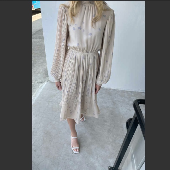 OAK + FORT Floral Chiffon Dress - Picture 6 of 8